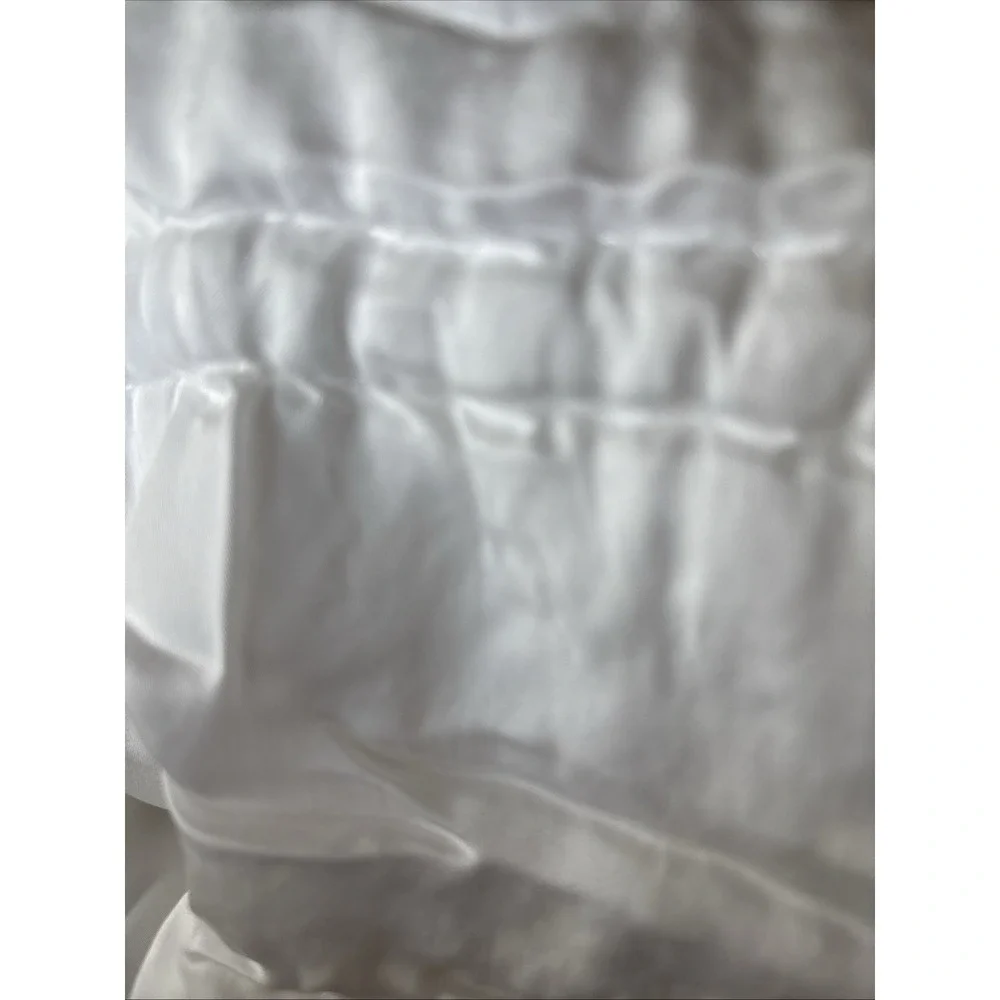 2 WEST ELM  QUILTED STANDARD SHAMS IN WHITE‎ NEW